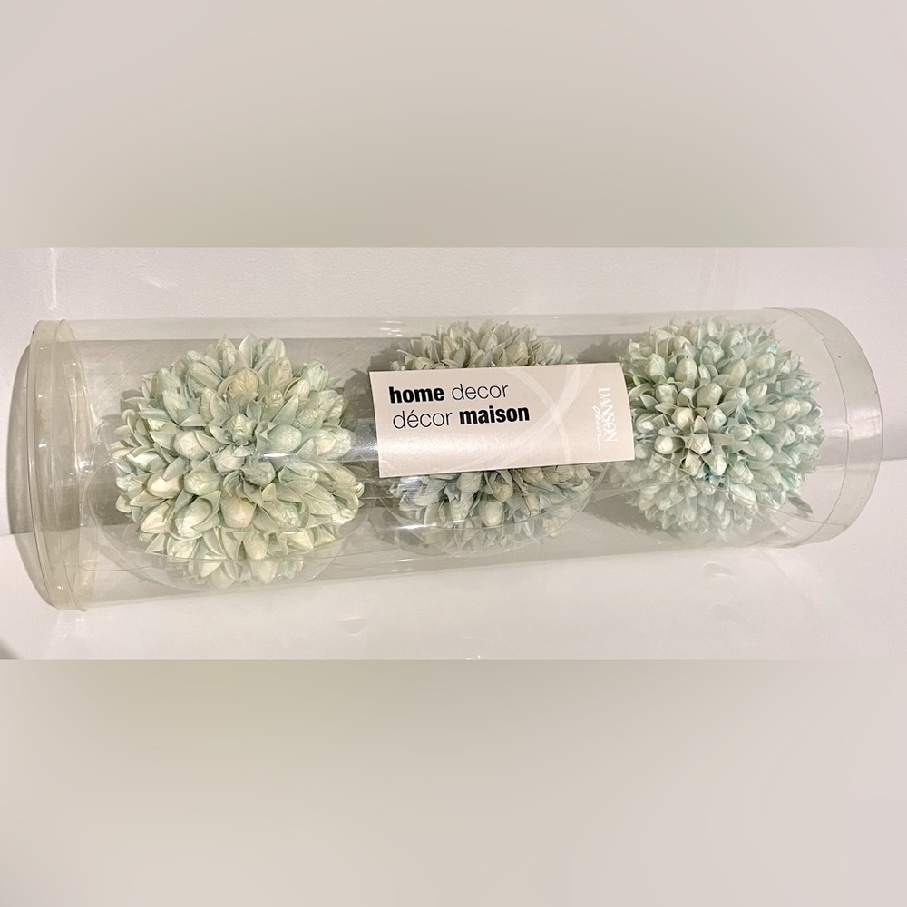 Danson Decor Dried Chrysanthemum Floral Balls